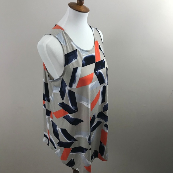 NEW Alfani Sleeveless Gray Geometric Print Blouse - Picture 4 of 8